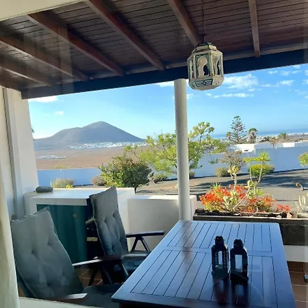 Casa Encanto Dom wakacyjny Las Laderas